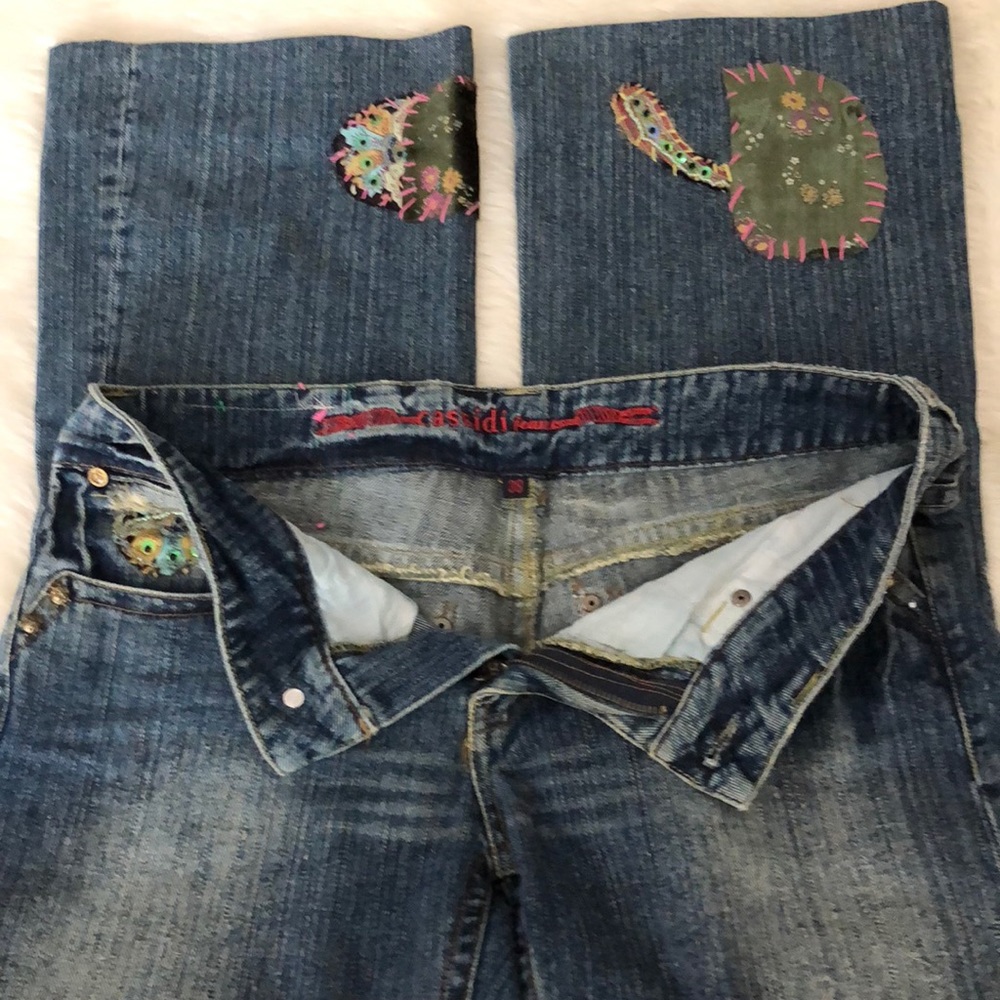 Cassidi embellished distressed Jeans patchwork 8? - Picture 8 of 8